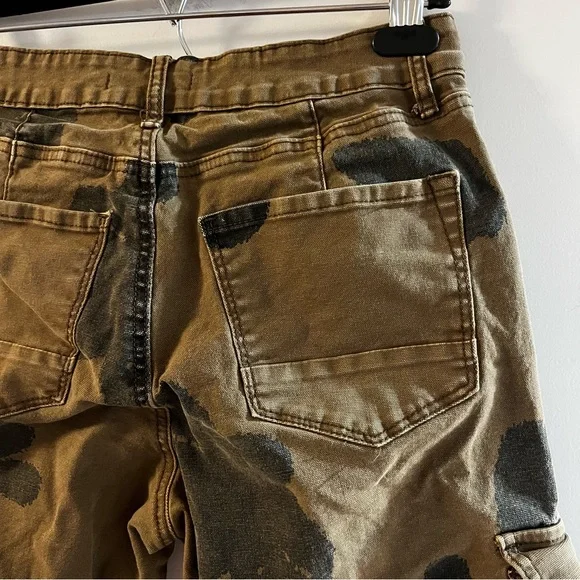 Smoke Rise NY | Cargo-Style Patterned Pants - Picture 9 of 12